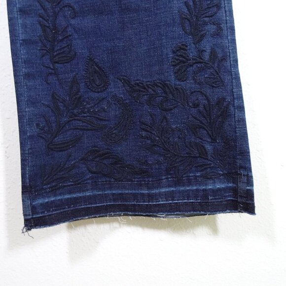 John Mark Embroidered Jeans Women's Plus Size 16W Blue Denim Stretch Flare - Picture 11 of 16